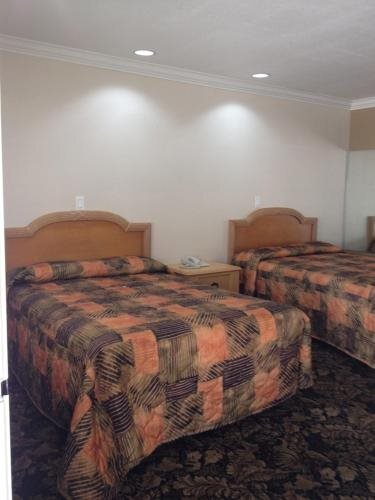 La Siesta Inn - photo 22