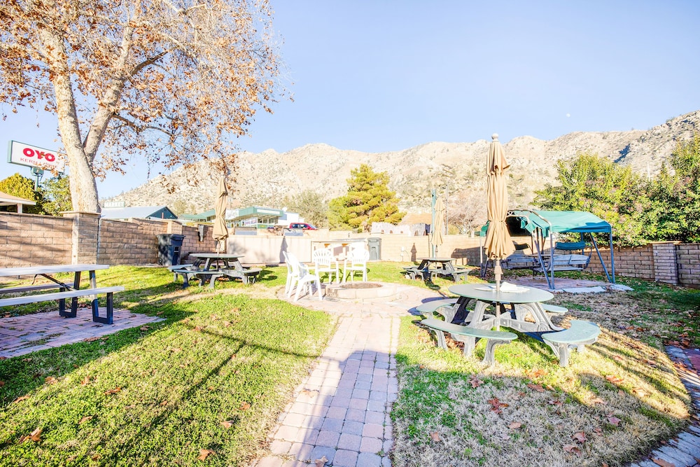 Kern Lodge Kernville - photo 95