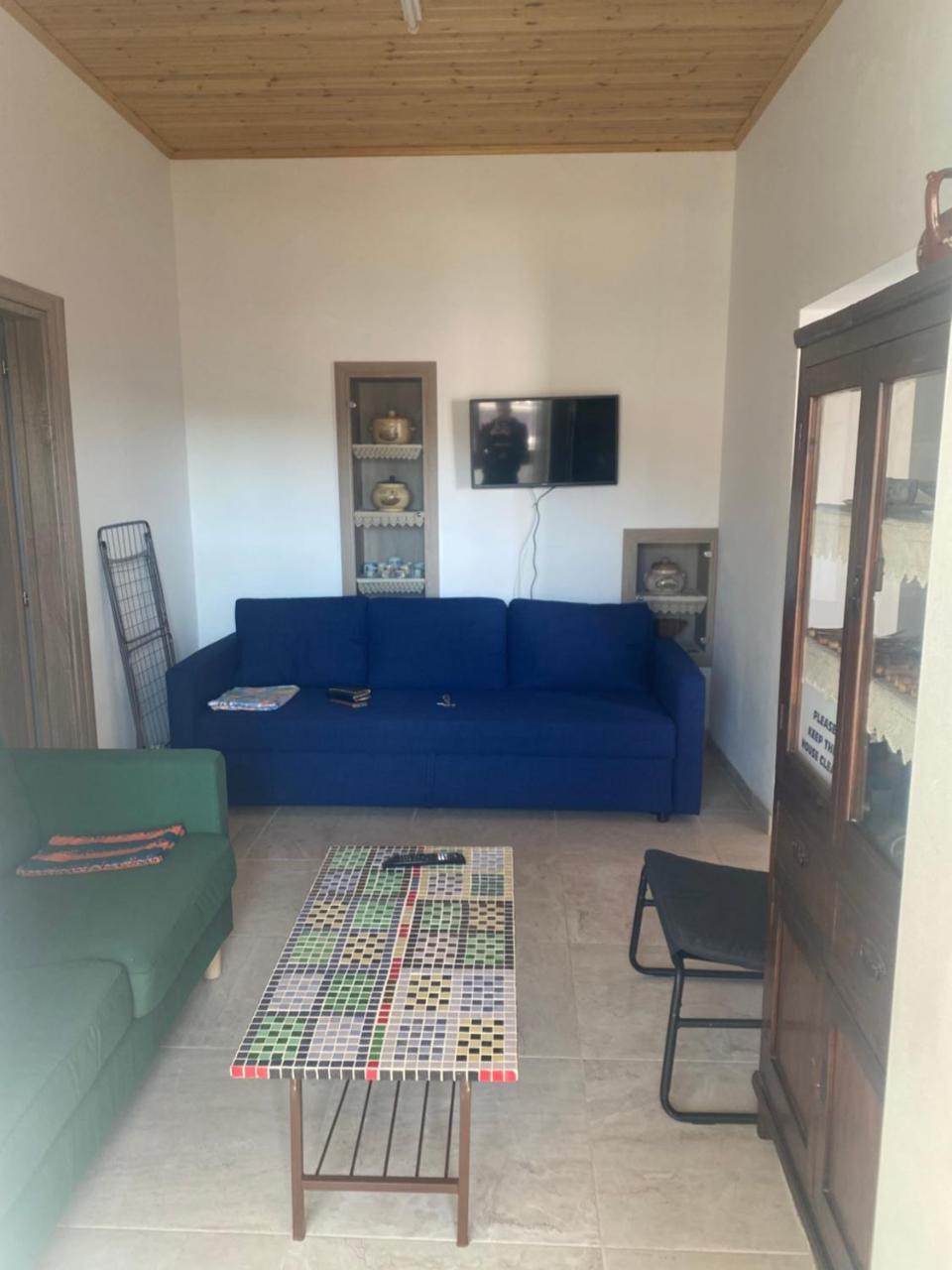 TheonikosHouse