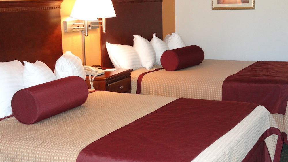 Cloverdale Wine Country Inn & Suites - photo 5