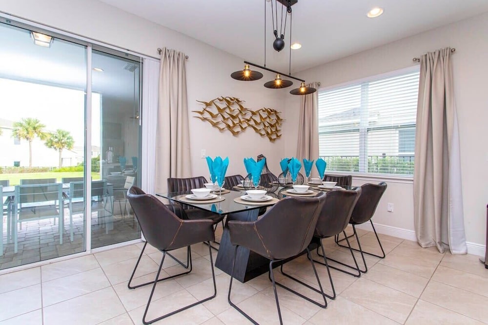 Luxurious 5Bd Single Family w Pool&Jacuzzi @Encore Resort 7432 - photo 28