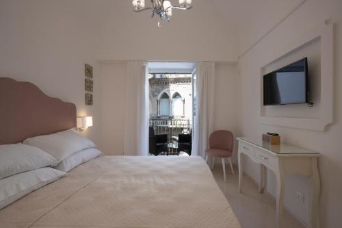 Casa La taverna del Duca Amalfi Dream Stay — 4-Star Luxury Hotel in Amalfi, Italy