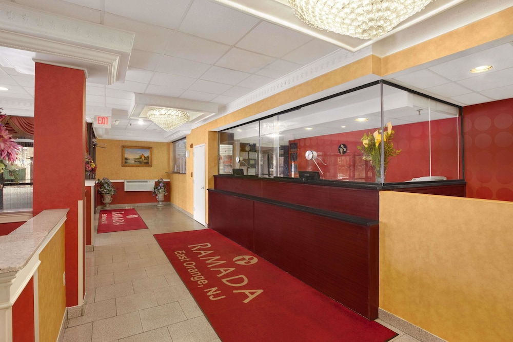 Ramada by Wyndham East Orange - photo 2