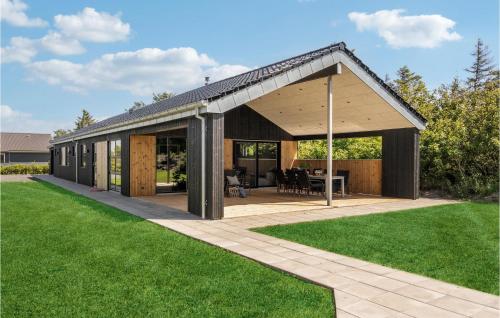 Cozy Home In Tarm With Sauna — 5-Star Luxury Hotel in Tarm, Denmark