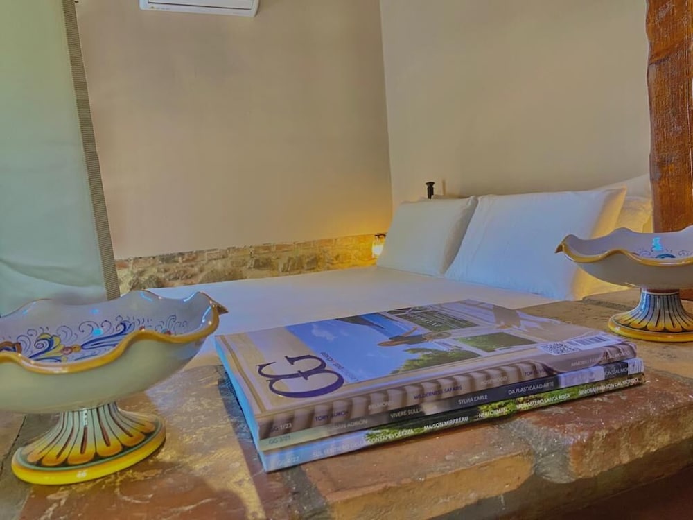 Casolare del Maestrale M&M Holiday House — 4-Star Luxury Hotel in Perugia, Italy
