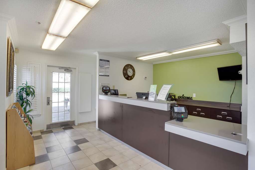 Studio 6 Stafford TX Houston Sugarland - photo 25