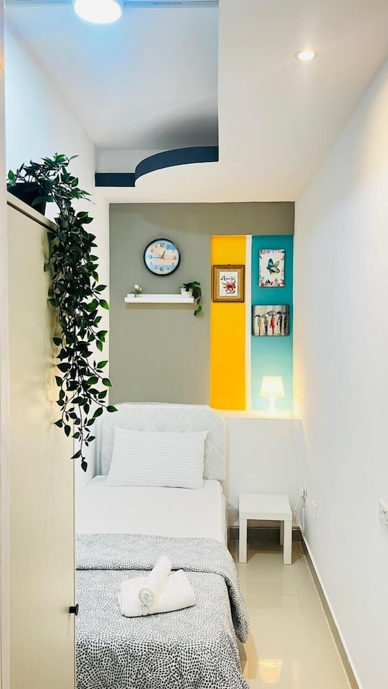 Escape Partition Room in Barsha 1 Near MOE Metro — 4-Star Luxury Hotel in Dubai, United Arab Emirates