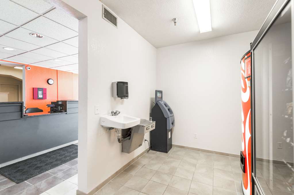 Motel 6 Olathe KS - photo 25