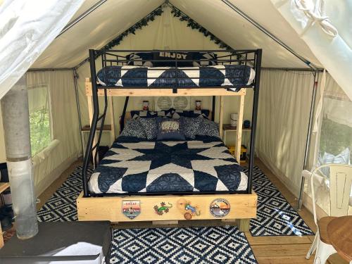 Red Creek Hideaway in Cooperstown NY — hotel in Cooperstown
