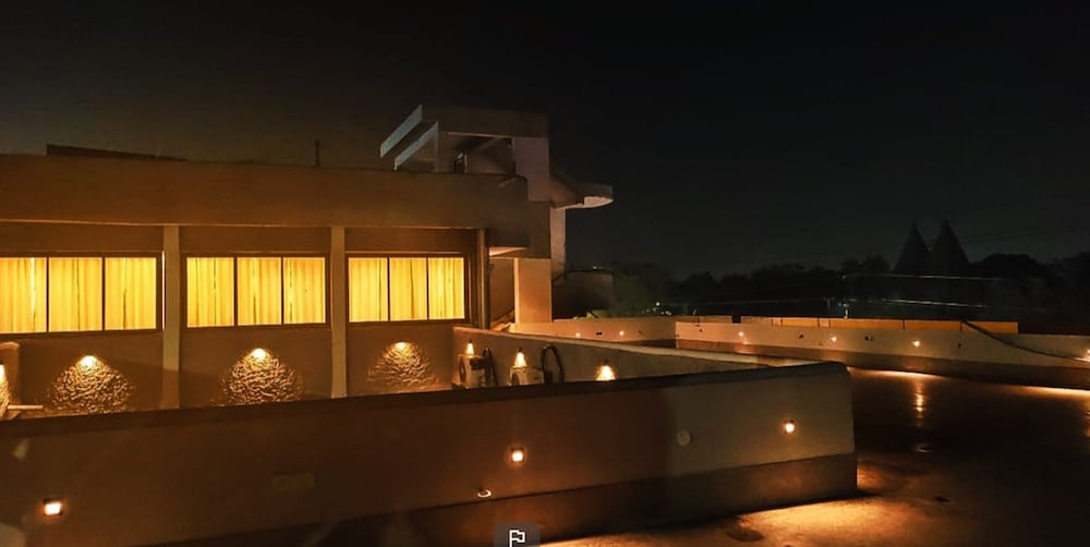 Hotel Mahamaya — hotel in Satna