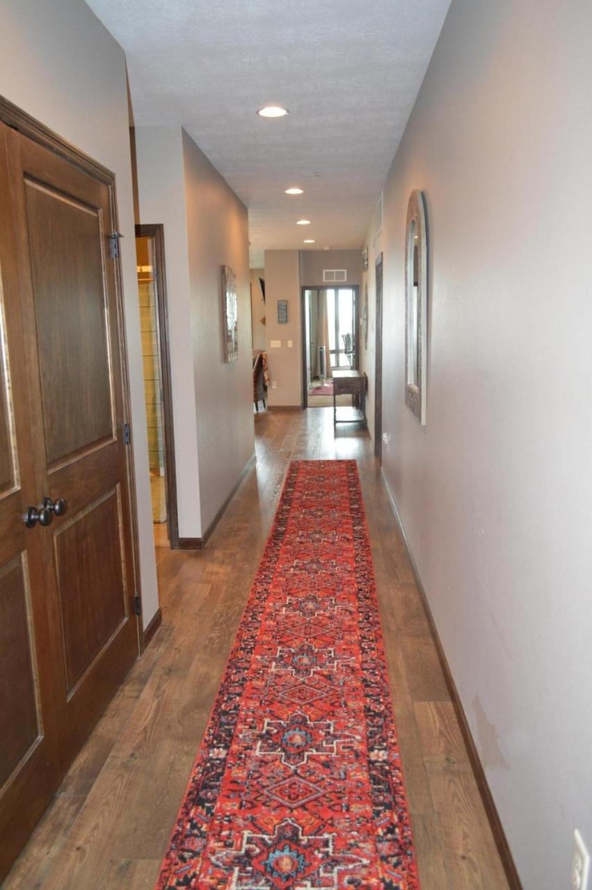 Bridges Bay Resort Brooklyn Building 308 — hotel in Arnolds Park