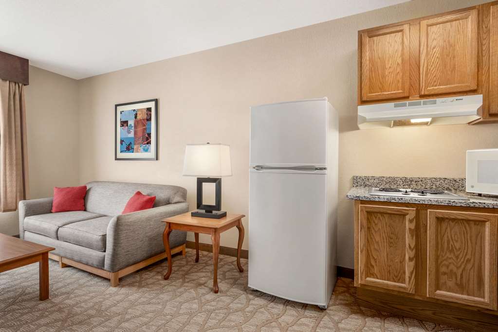 Hawthorn Extended Stay by Wyndham Decatur - photo 15