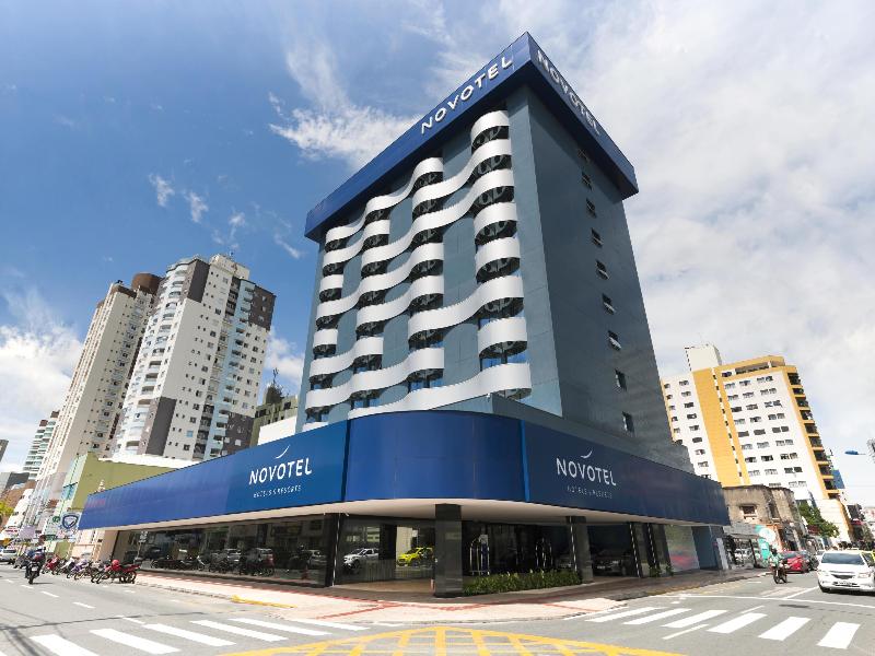 Novotel Itajai — 4-Star Luxury Hotel in Itajai, Brasil