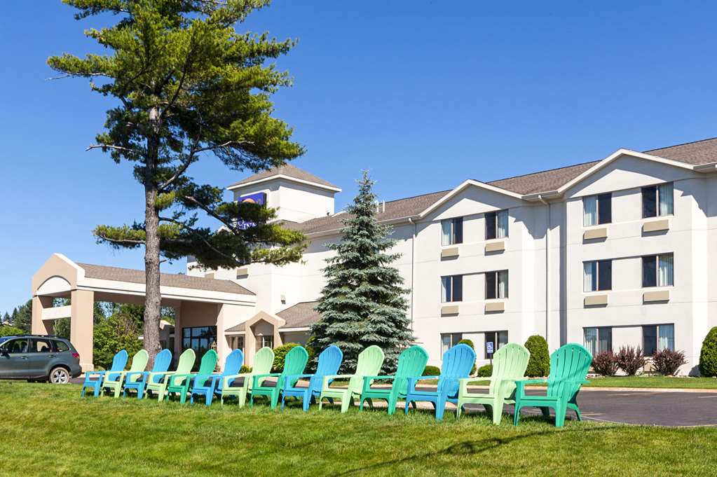 Sleep Inn & Suites Bay View Acme Travers City - photo 3