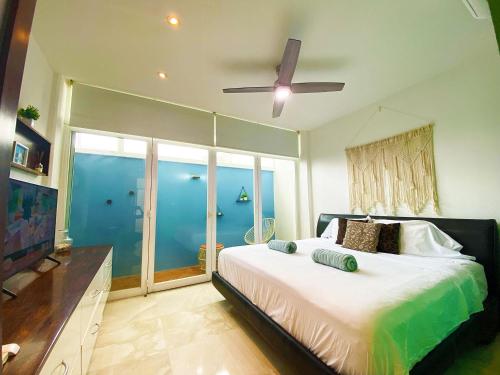 Suite La Playita Cerca de 5ta Av y Playa — 4-Star Luxury Hotel in Playa Del Carmen, Mexico