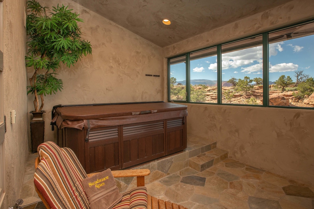 Cougar Ridge Resort LLC - photo 67