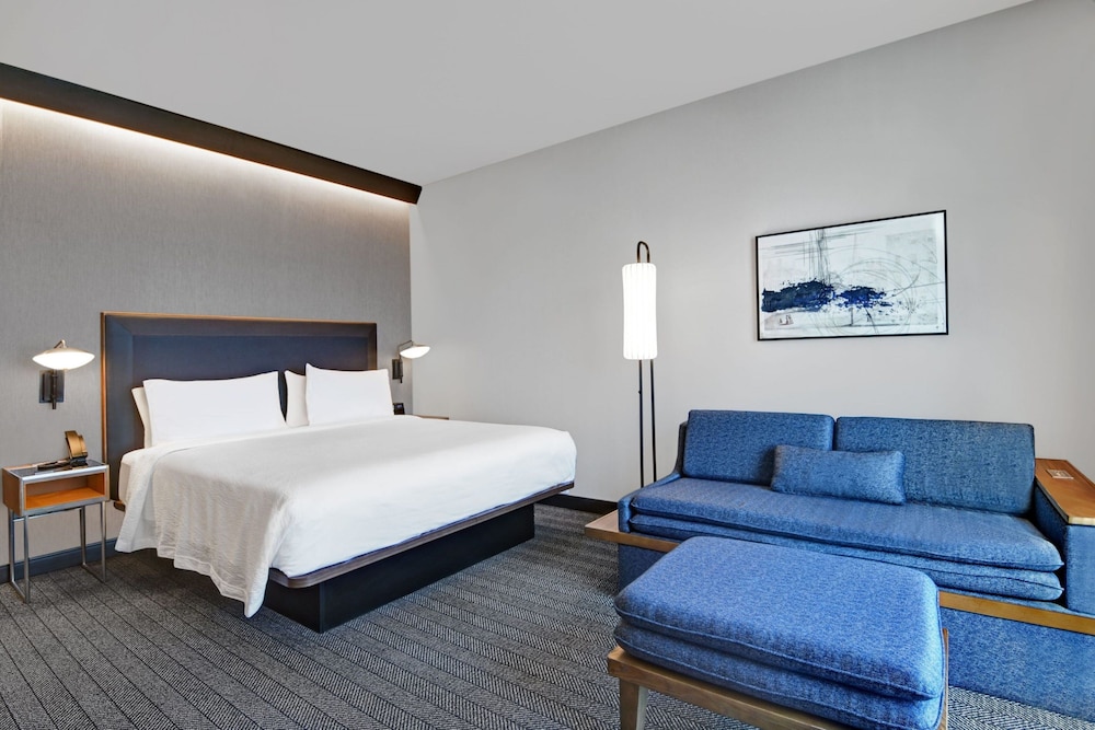 Courtyard by Marriott Hamilton - photo 11