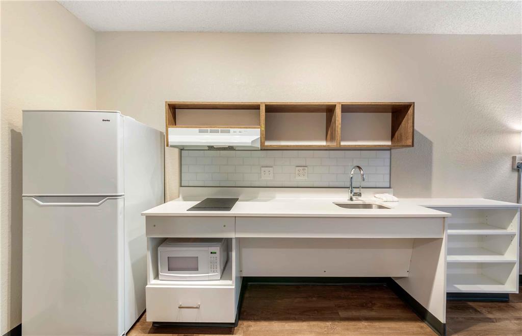 Extended Stay America Premier Suites Miami Airport Doral 87th Avenue South - photo 15