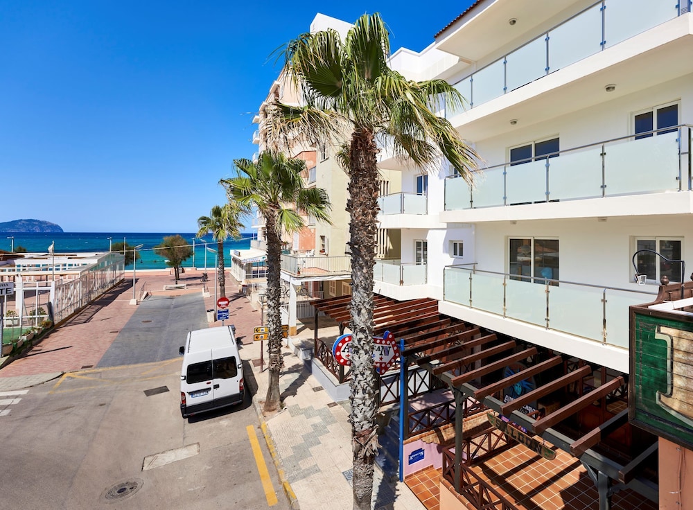 Apartamentos Charly's Can Picafort