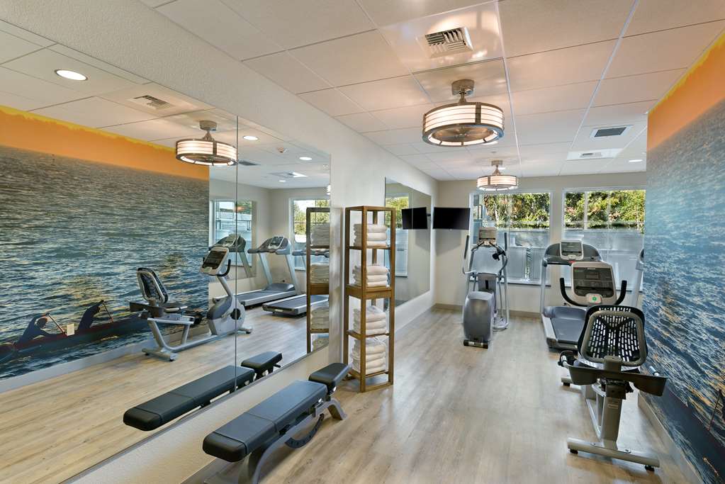 Oxford Suites Bellingham - photo 21