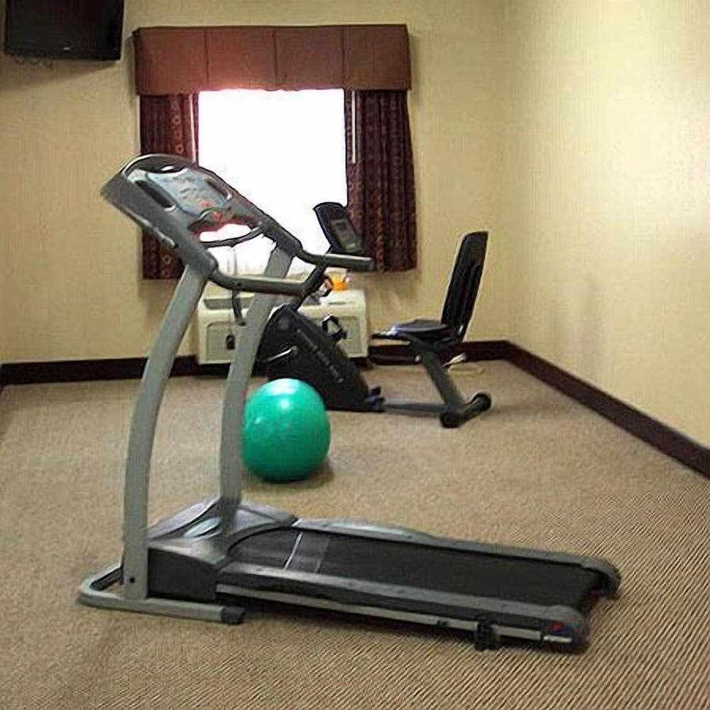 Western Motel Inn and Suites Hazlehurst - photo 24