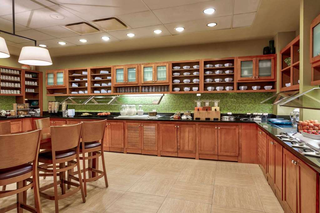 Wyndham Garden Kansas City Airport - photo 38