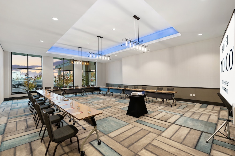 Hotel Indigo Everett Waterfront Place by IHG - photo 41