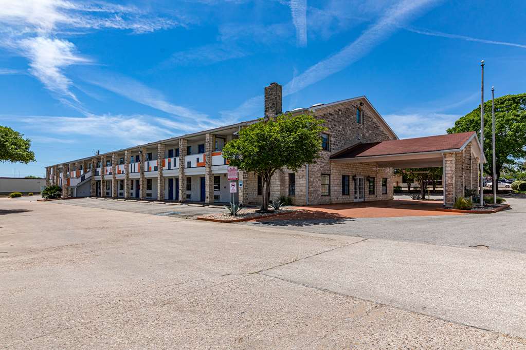 Motel6 Georgetown TX - photo 7