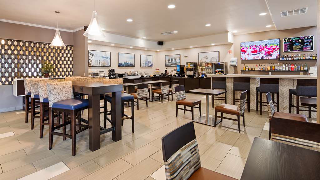 Best Western Plus Kansas City Airport KCI East - photo 5