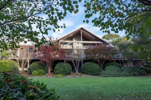 Gooligumup I Private Properties in Dunsborough, Australia