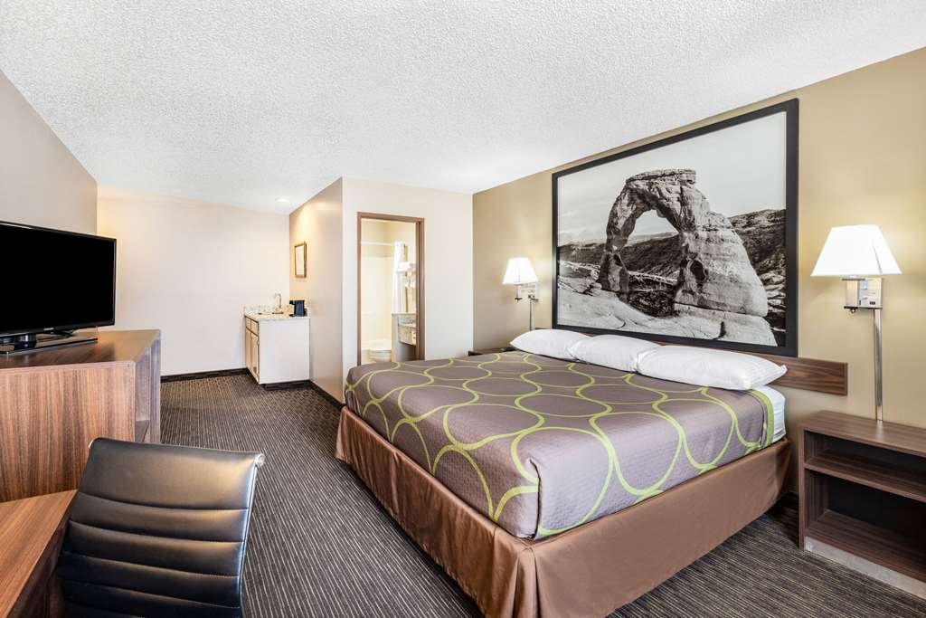 Super 8 by Wyndham Richfield UT - photo 24
