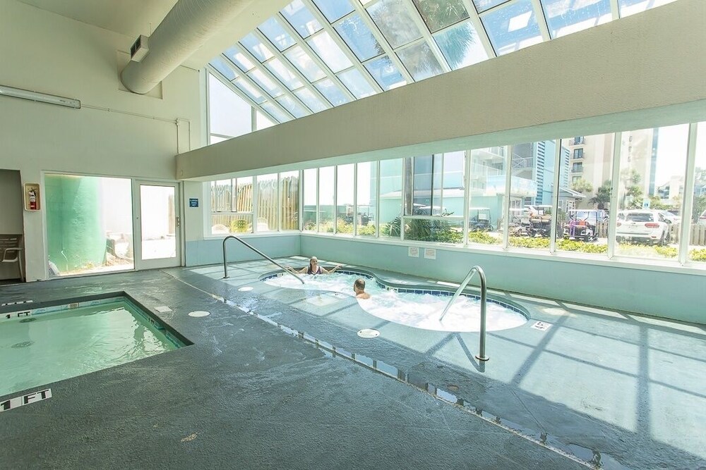 Royal Garden Resort 705 2 Bedroom Condo by RedAwning - photo 41