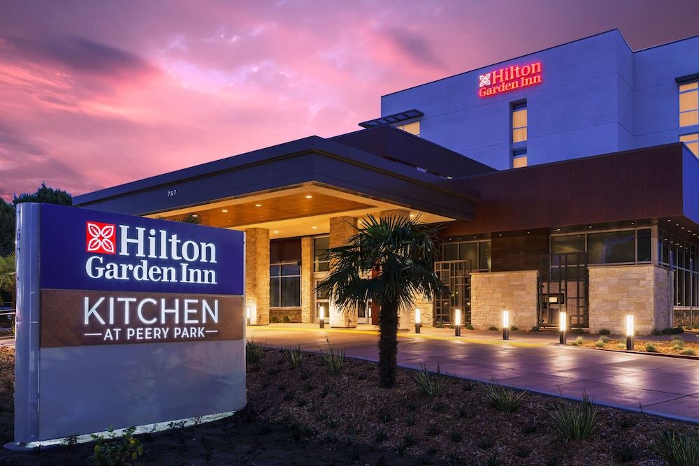 Hilton Garden Inn Sunnyvale - photo 46