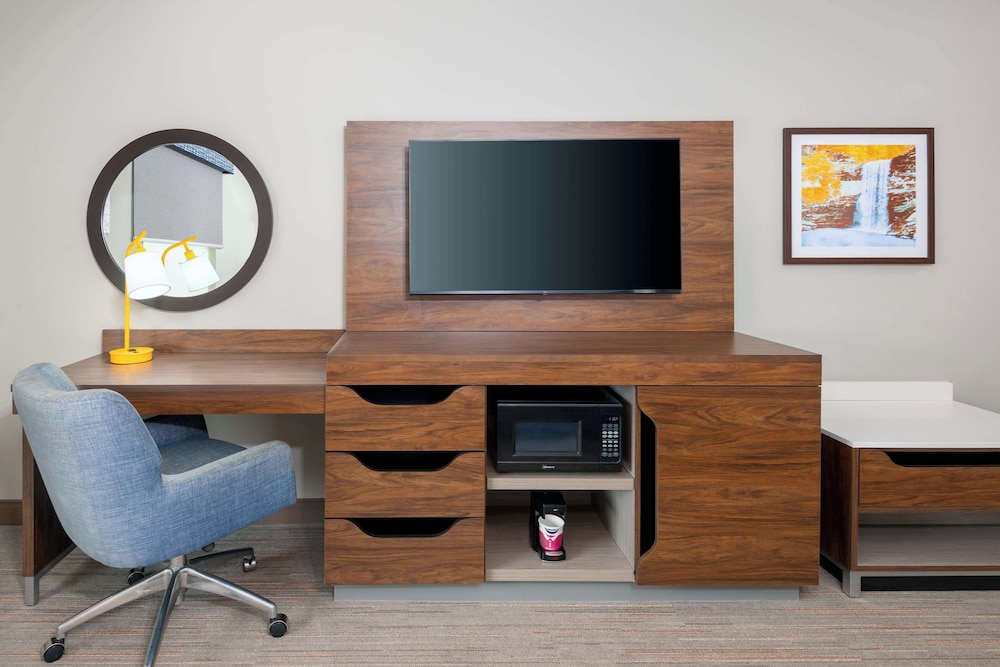 Hampton Inn & Suites Murfreesboro - photo 8
