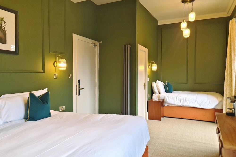 The Alyth Hotel