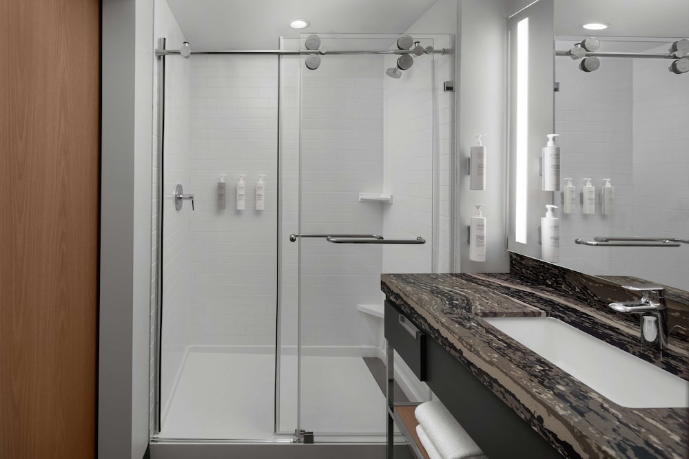 Homewood Suites By Hilton Grand Prairie At Epiccentral - photo 29