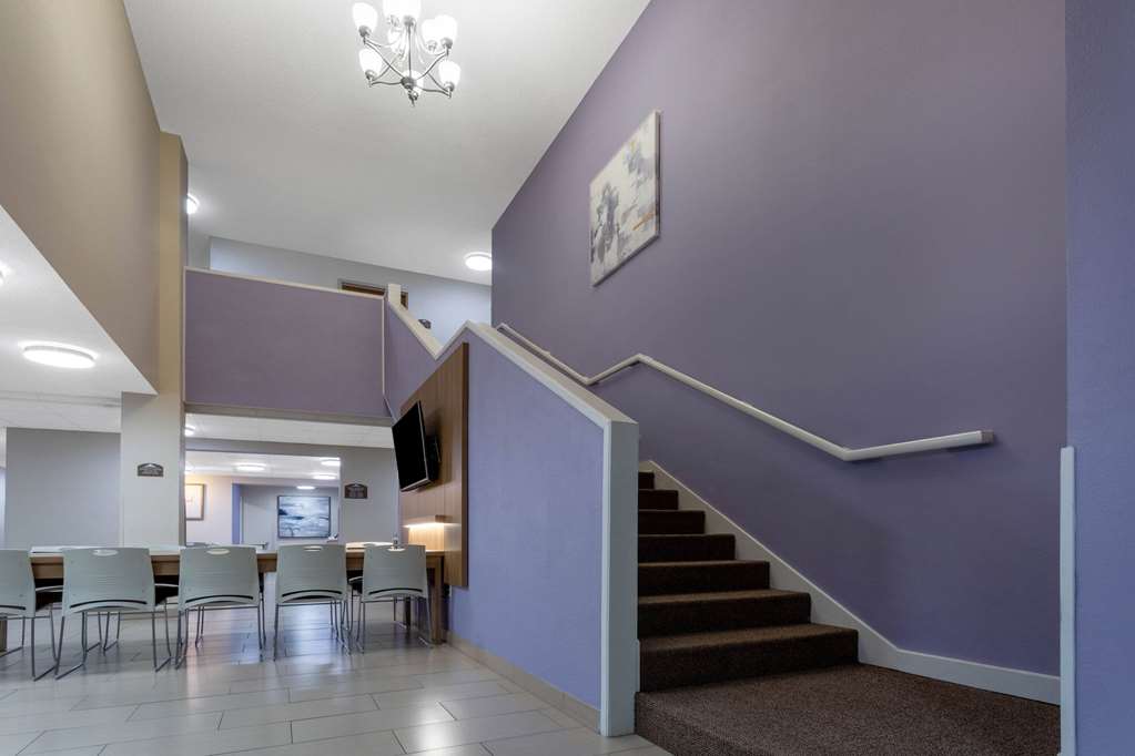 Microtel Inn & Suites by Wyndham Southern Pines Pinehurst - photo 3