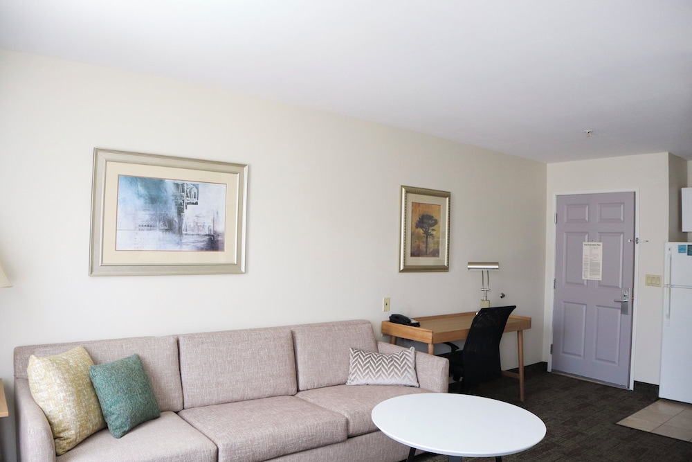 Staybridge Suites Austin Airport by IHG - photo 37