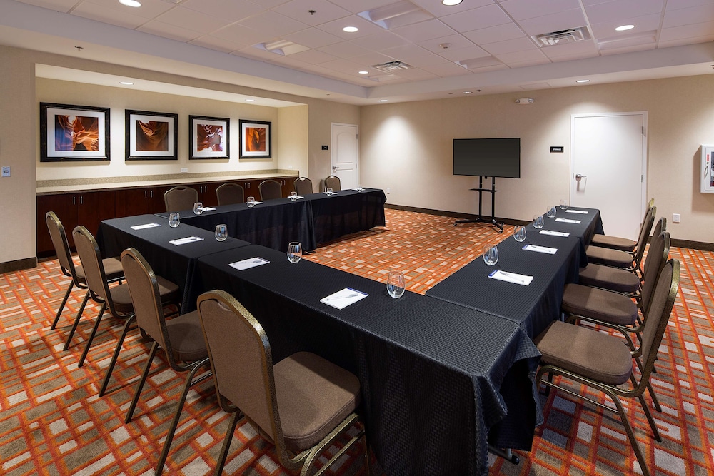 Hampton Inn & Suites Page Lake Powell - photo 28