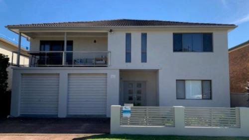 Only The Best Will Do Pool Wifi in Hawks Nest, Australia