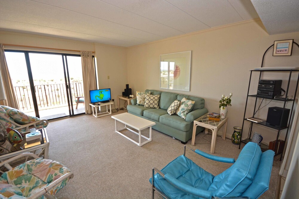 Covington Towers 103 2 Br Condo - photo 15
