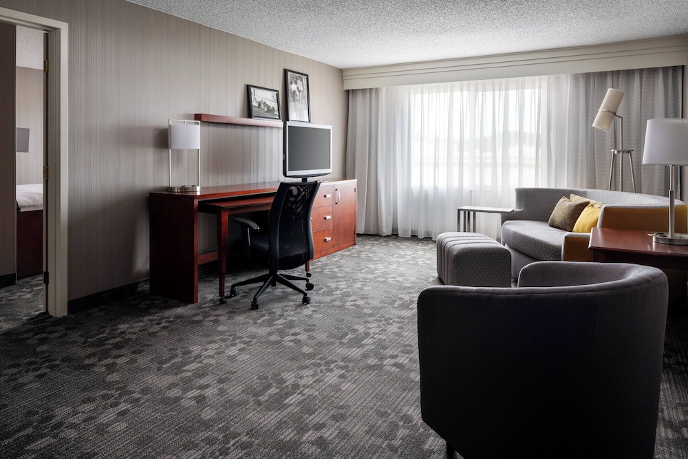 Courtyard by Marriott Novato Marin Sonoma - photo 15