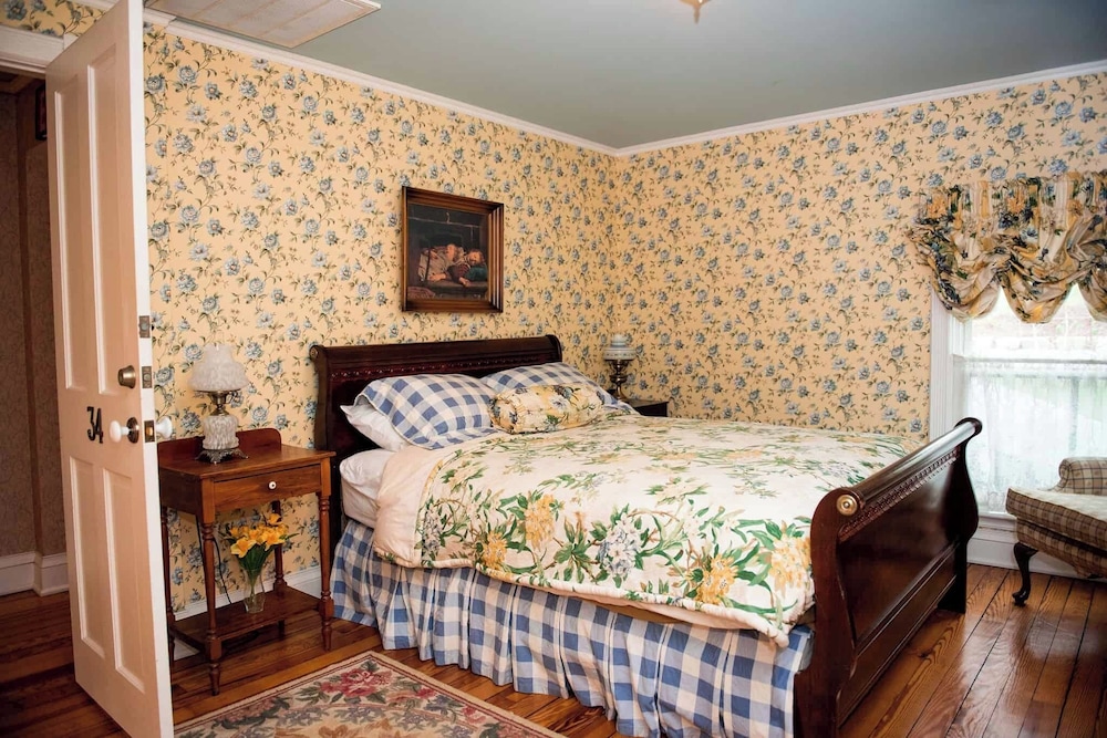 Springside Inn - photo 9