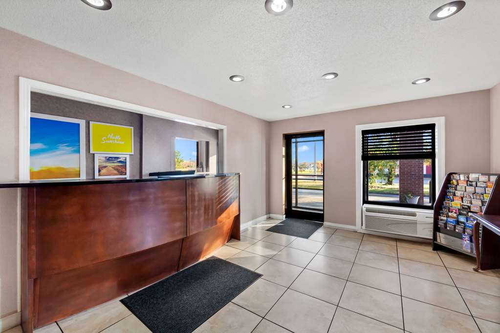 Days Inn by Wyndham Brownsville - photo 12