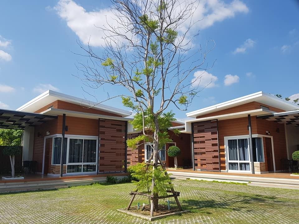 At Muangploy Resort - last minute hotel in Bo Phloi
