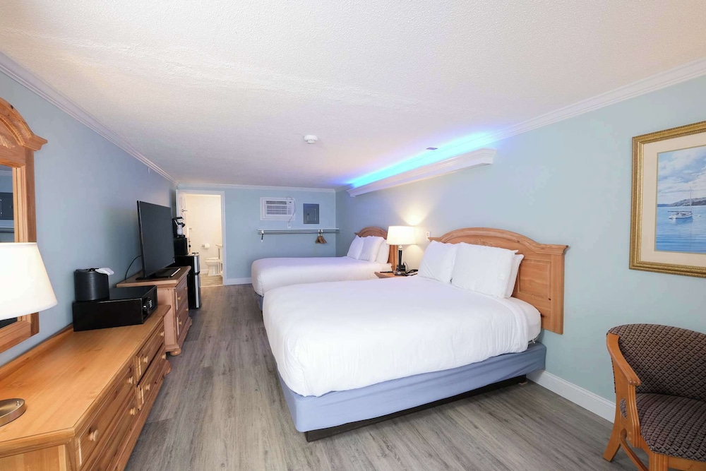 Norseman Resort on the Beach - photo 19