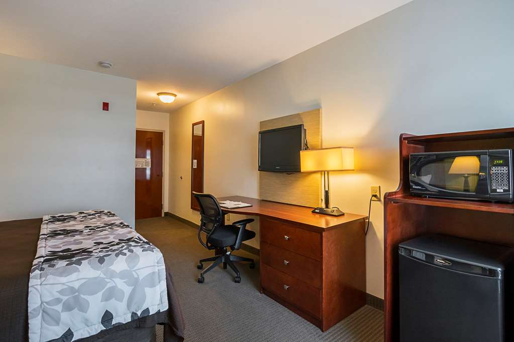 Sleep Inn & Suites Manchester near Arnold AFB - photo 17