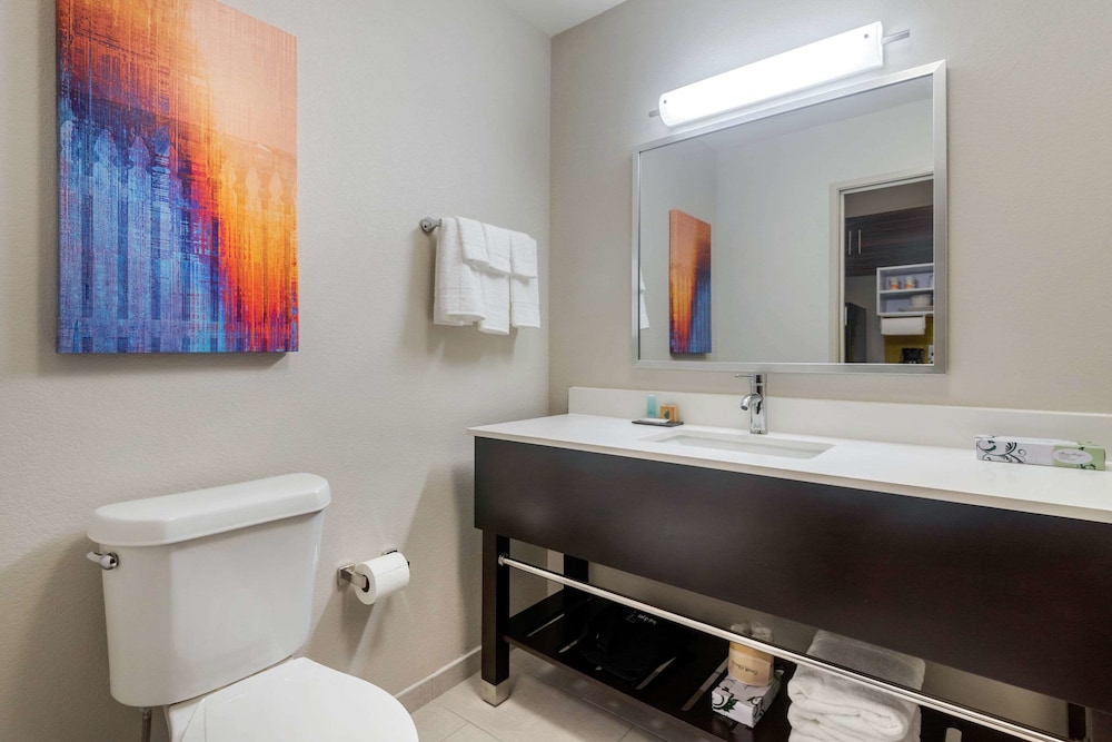 MainStay Suites Bricktown near Medical Center - photo 21