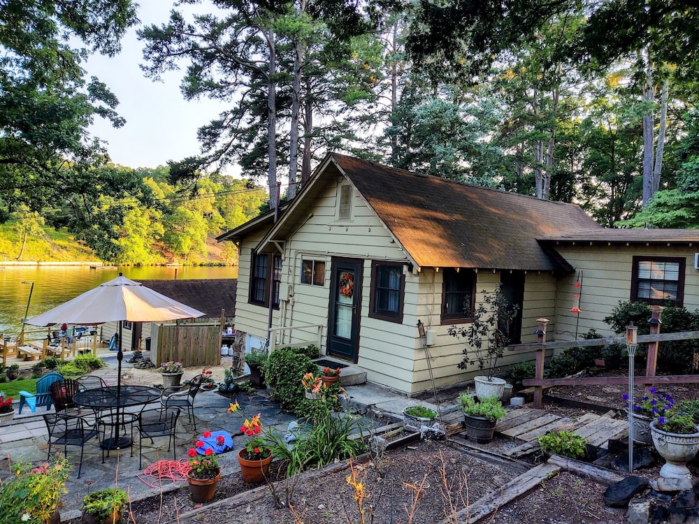 Edgewater Resort Cottage #1 - photo 200