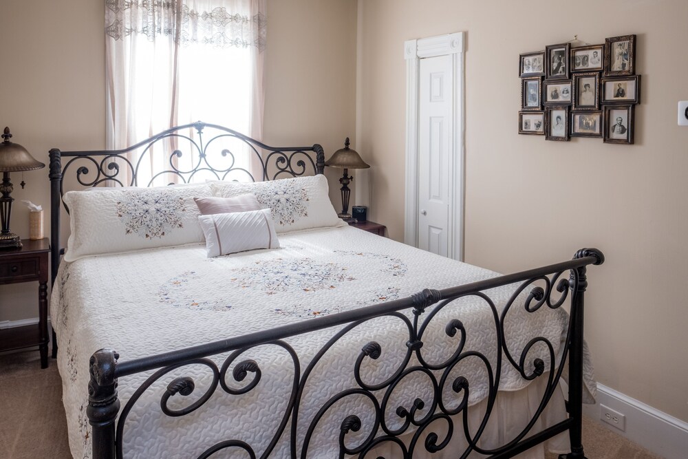 Dennison Street Inn Bed & Breakfast - photo 7